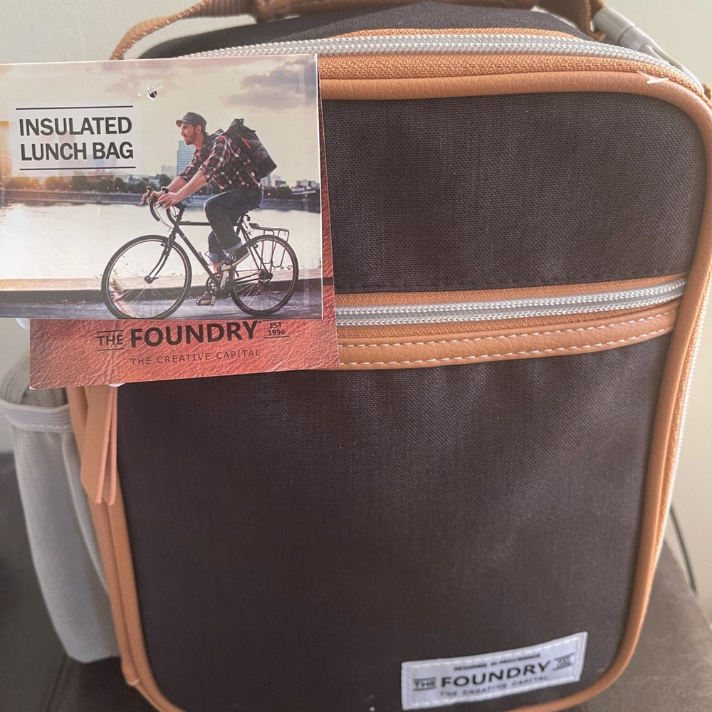 Insulated Lunch Tote with 2 Containers